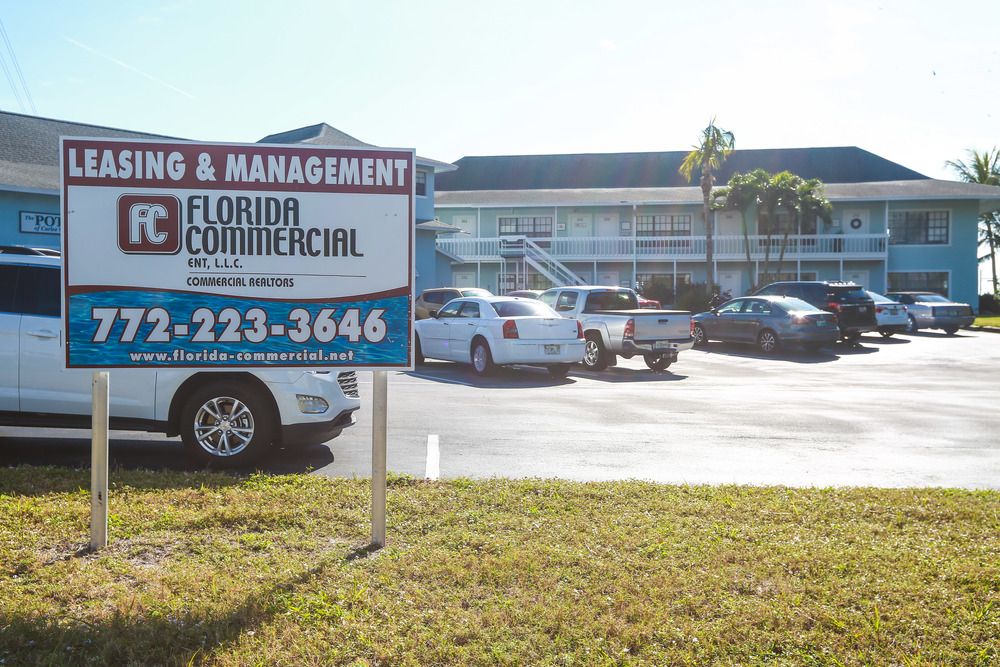 River Point Plaza: 368 NW Alice Ave, Stuart, FL 34994